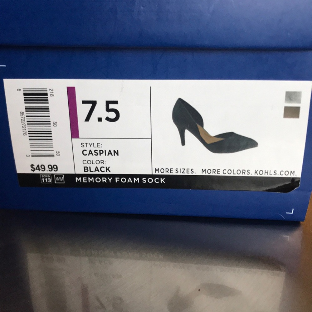 NEW APT.9 BLACK HIGH HEELS!!! - Picture 6 of 6